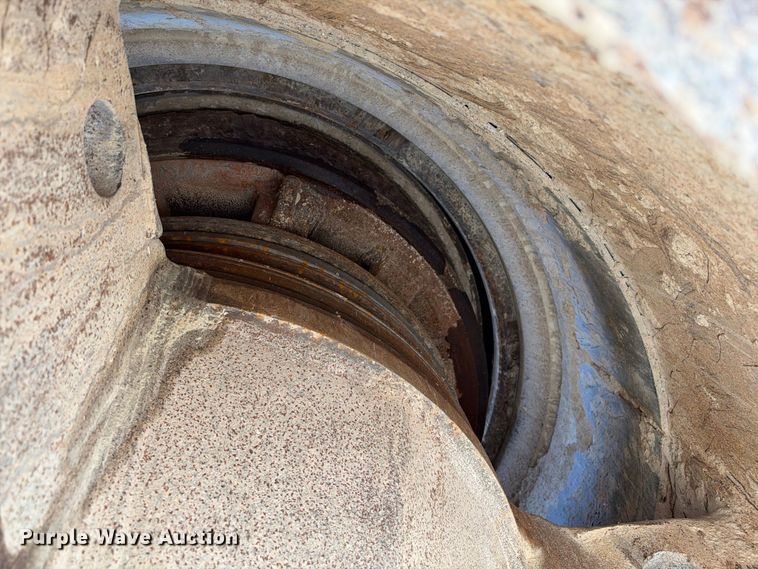 image for item DU1554 Cedarapids MVP 380 cone crusher