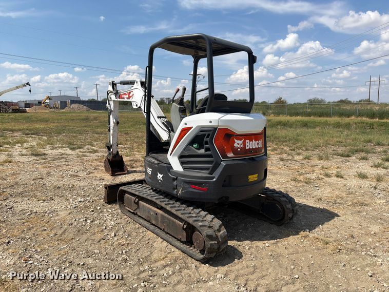 image for item DU3132 2022 Bobcat E35i mini excavator