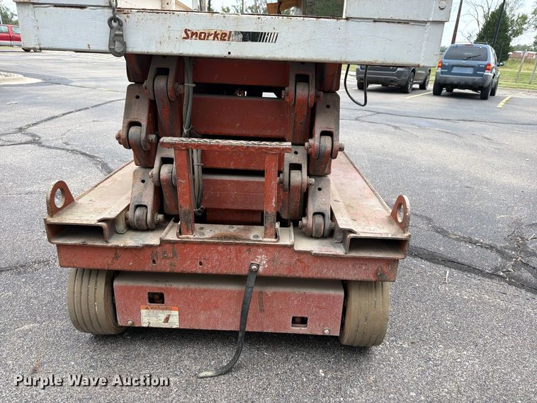image for item DV0919 Snorkel SL25 scissor lift