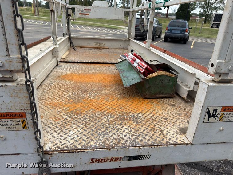 image for item DV0919 Snorkel SL25 scissor lift