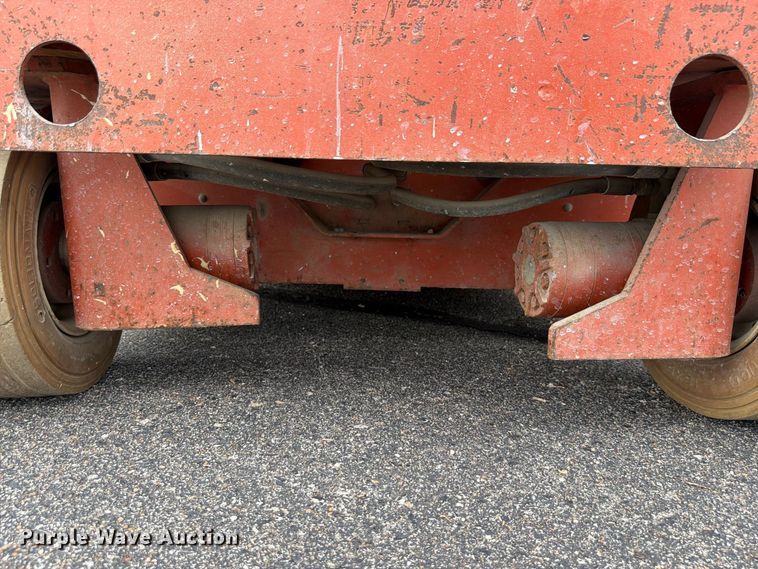 image for item DV0919 Snorkel SL25 scissor lift