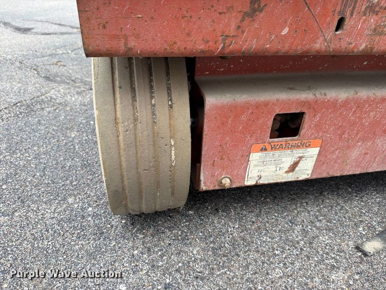 image for item DV0919 Snorkel SL25 scissor lift