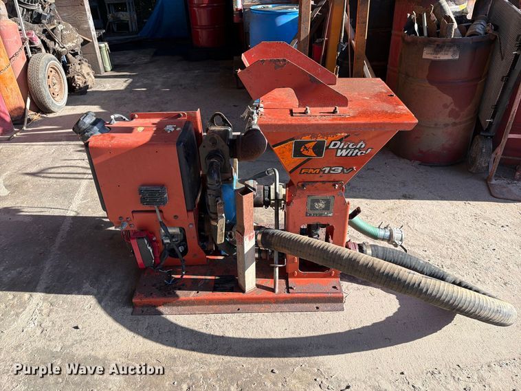 image for item DV7379 2017 Ditch Witch JT10 directional boring unit