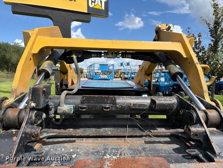 image for item DV7381 2022 Caterpillar 249D3 tracked skid steer loader
