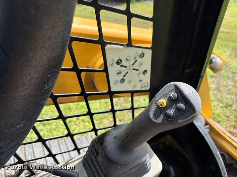 image for item DV7381 2022 Caterpillar 249D3 tracked skid steer loader