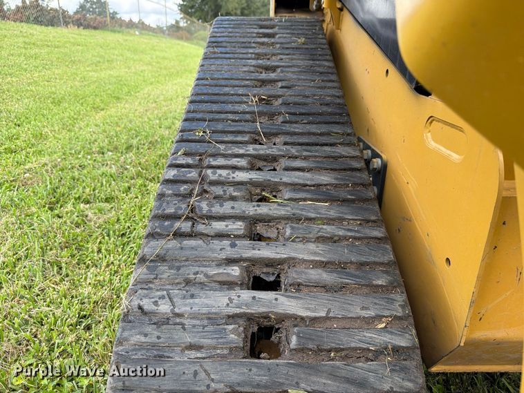 image for item DV7381 2022 Caterpillar 249D3 tracked skid steer loader