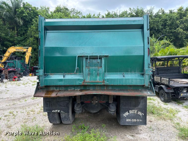 image for item DV7391 2016 Freightliner 114SD dump truck