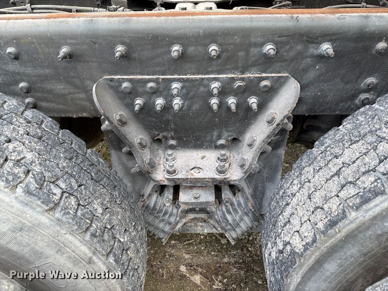 image for item DV7391 2016 Freightliner 114SD dump truck