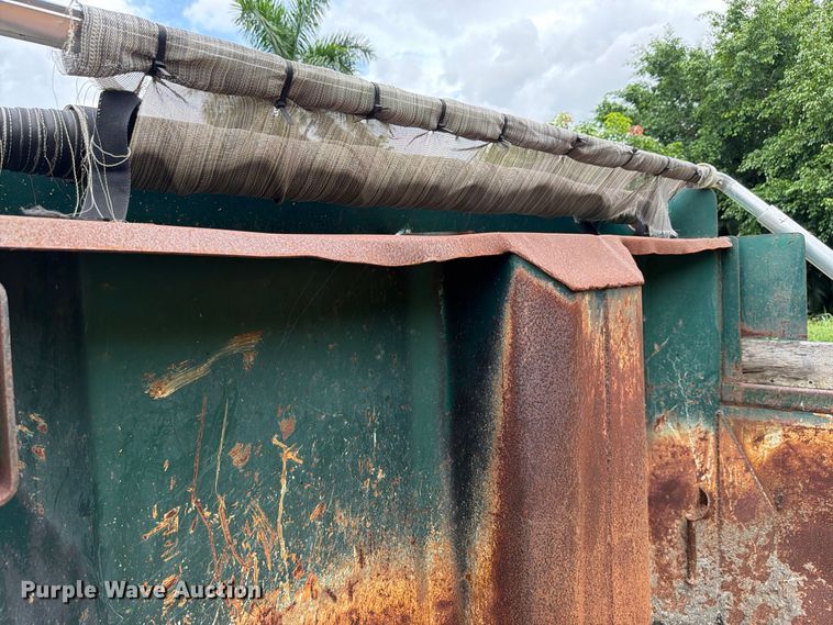 image for item DV7391 2016 Freightliner 114SD dump truck