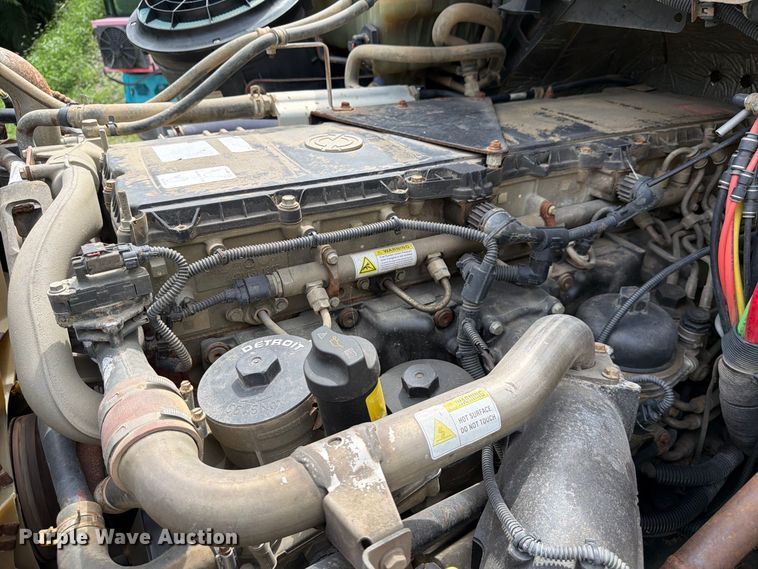 image for item DV7391 2016 Freightliner 114SD dump truck