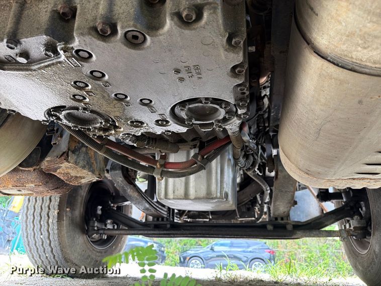 image for item DV7391 2016 Freightliner 114SD dump truck