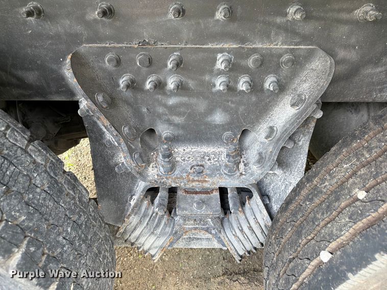 image for item DV7391 2016 Freightliner 114SD dump truck