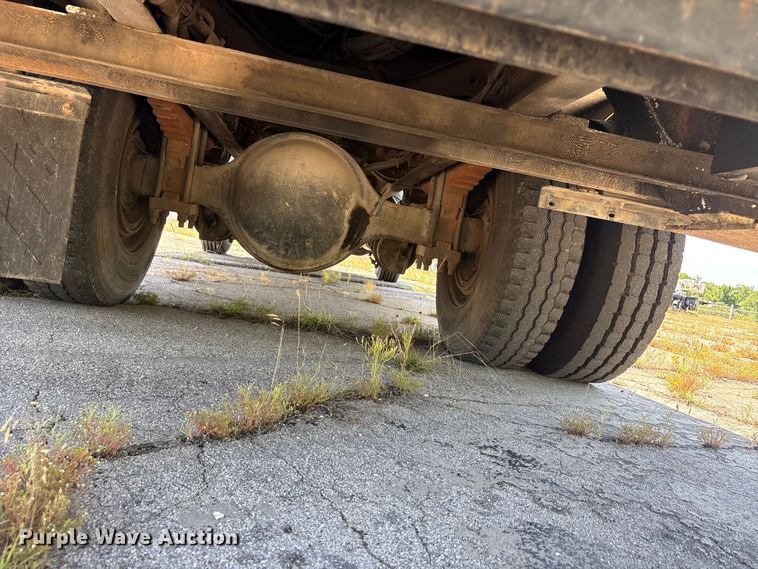 image for item DV8512 2013 International DuraStar 4300 bucket truck