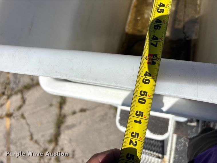 image for item DV8512 2013 International DuraStar 4300 bucket truck