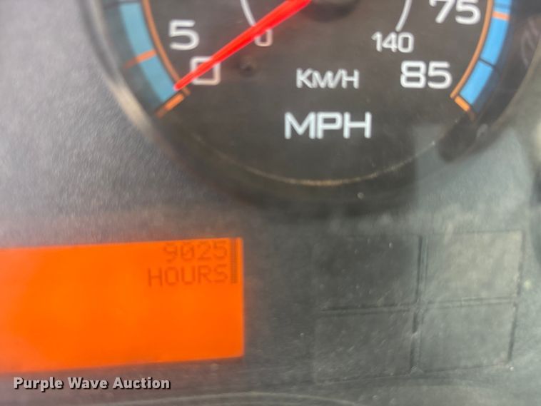image for item DV8512 2013 International DuraStar 4300 bucket truck