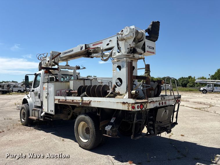 image for item DV8513 2015 Freightliner Business Class M2 digger derrick truck