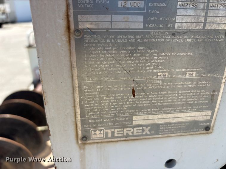 image for item DV8513 2015 Freightliner Business Class M2 digger derrick truck