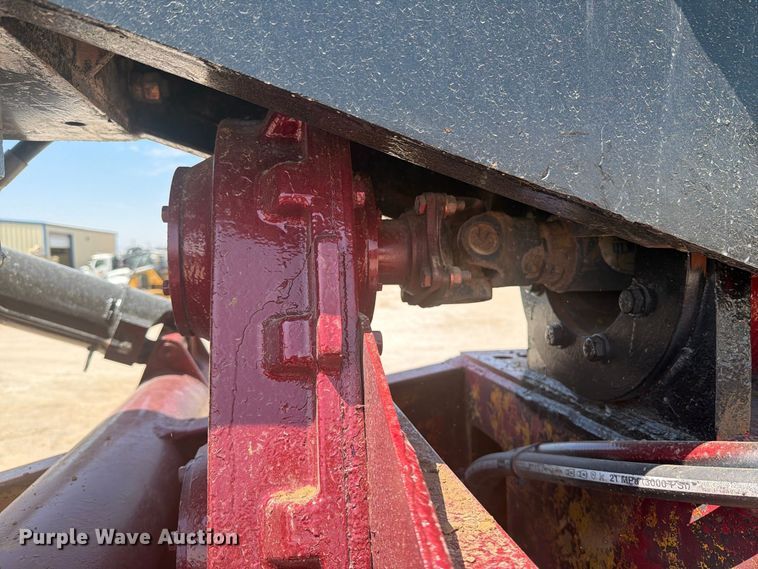 image for item DV8627 1997 Mack DM690S drilling rig truck
