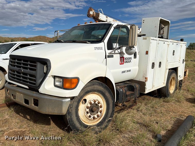 2000 Ford F650 Super Duty utility / service truck