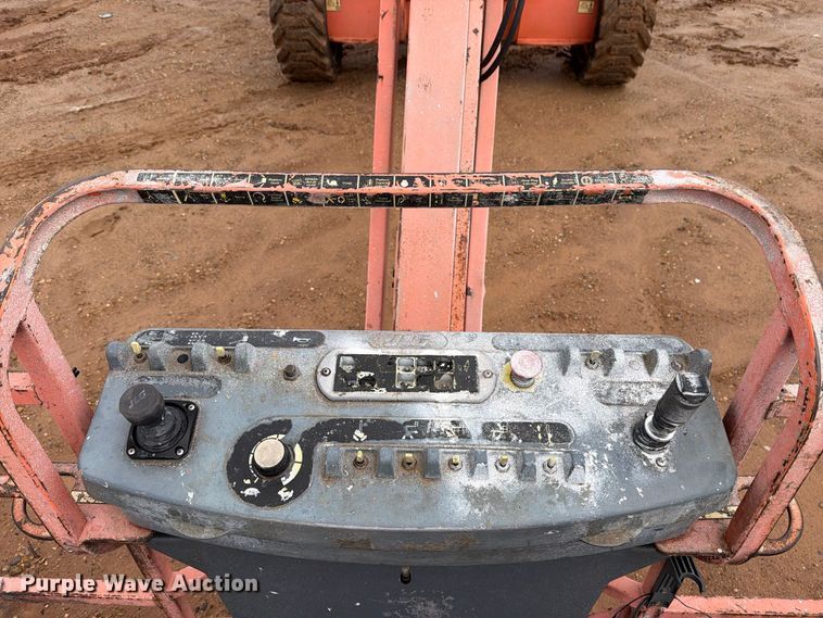 image for item DV8679 2008 JLG 600AJ boom lift