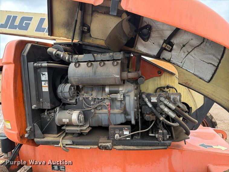 image for item DV8679 2008 JLG 600AJ boom lift