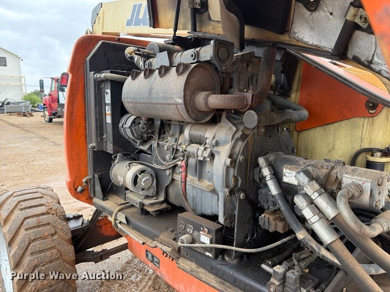 image for item DV8679 2008 JLG 600AJ boom lift