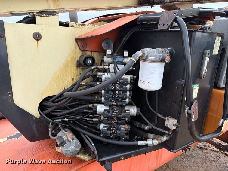image for item DV8679 2008 JLG 600AJ boom lift