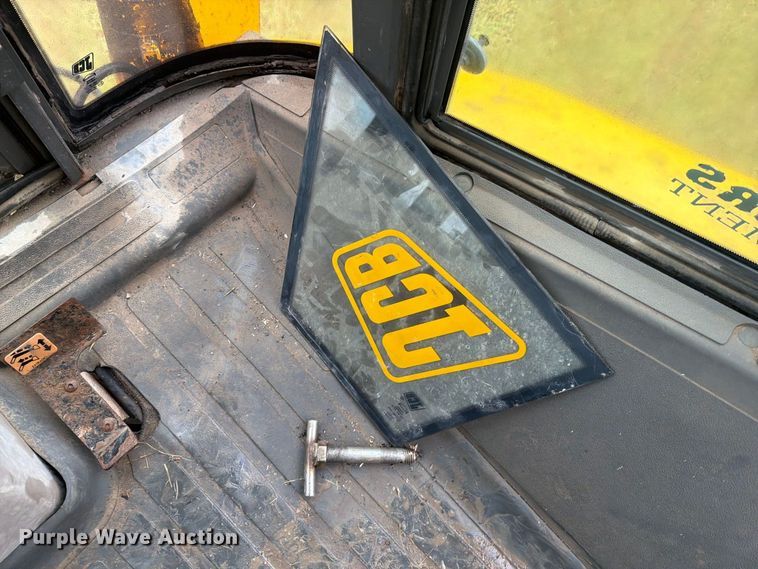 image for item DY3446 1995 JCB 214 3 backhoe