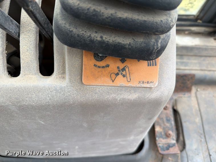 image for item DY3446 1995 JCB 214 3 backhoe