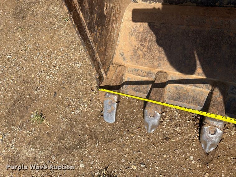 image for item DY3450 1982 John Deere 555A track loader