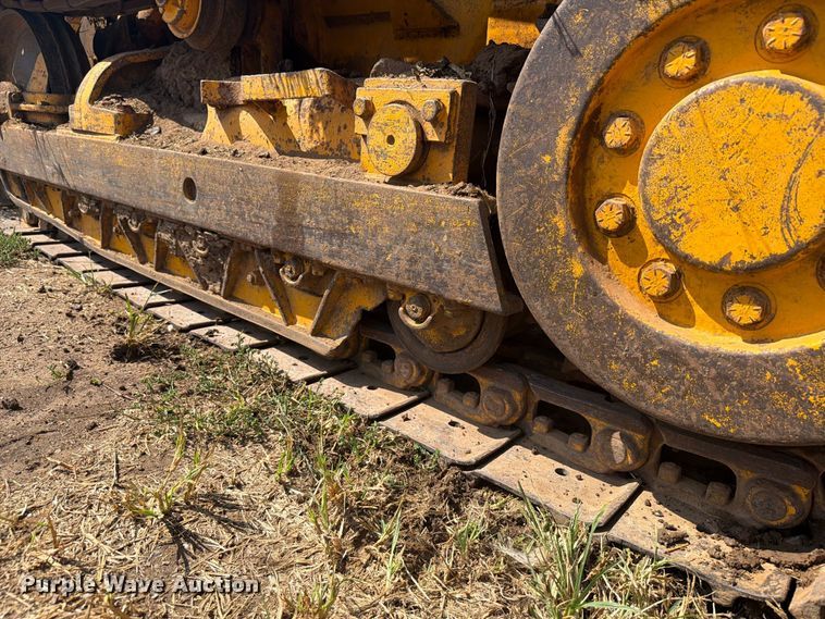image for item DY3450 1982 John Deere 555A track loader
