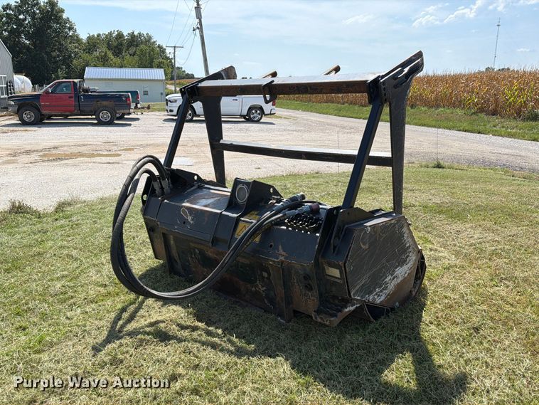image for item DZ4853 2021 Caterpillar HM415C skid steer mulcher