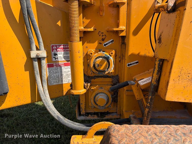 image for item DZ4854 2013 Bandit 990XP wood chipper