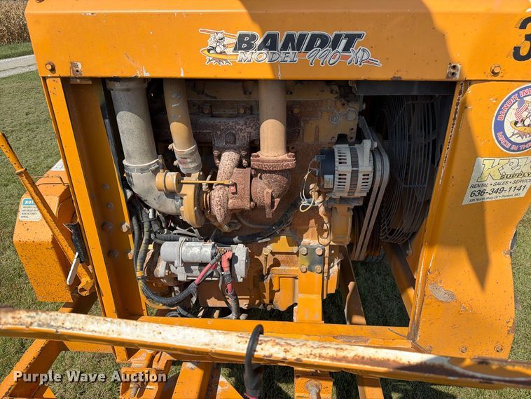 image for item DZ4854 2013 Bandit 990XP wood chipper