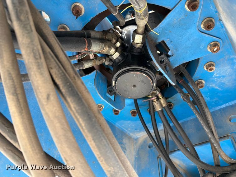 image for item DZ4855 2005 Genie S-40 boom lift