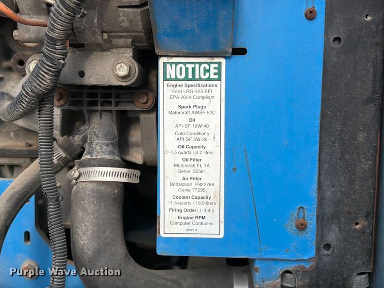 image for item DZ4855 2005 Genie S-40 boom lift