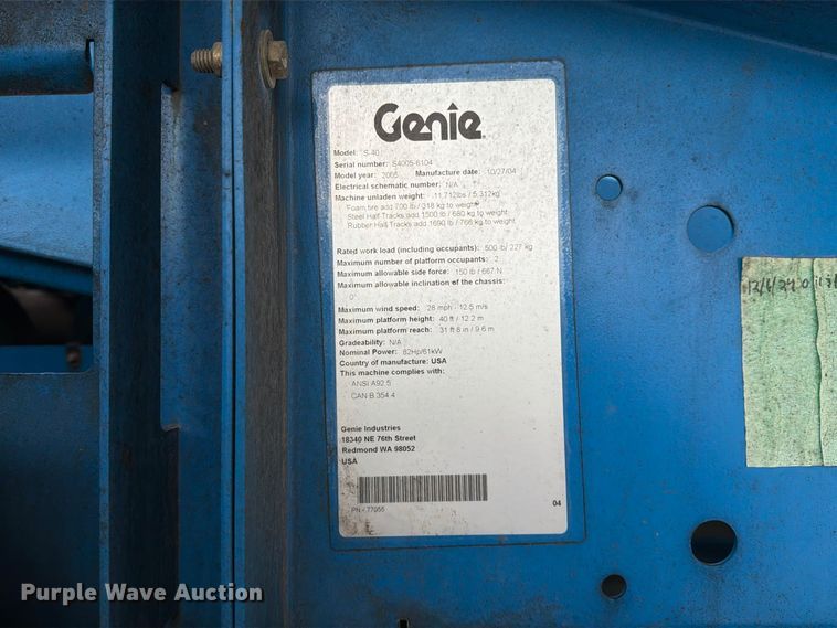 image for item DZ4855 2005 Genie S-40 boom lift