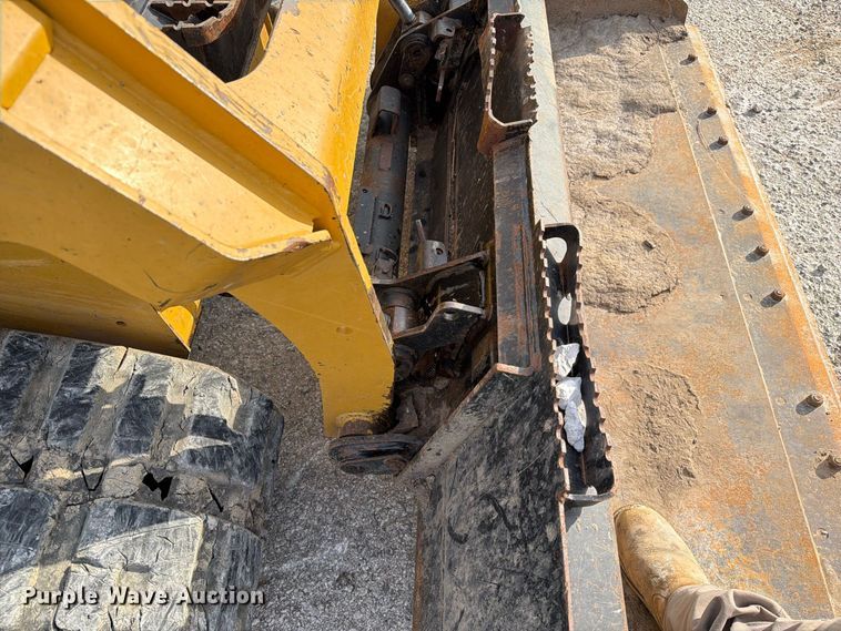 image for item DZ4866 2018 Caterpillar 239D tracked skid steer loader