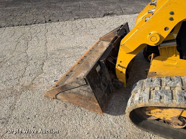 image for item DZ4866 2018 Caterpillar 239D tracked skid steer loader