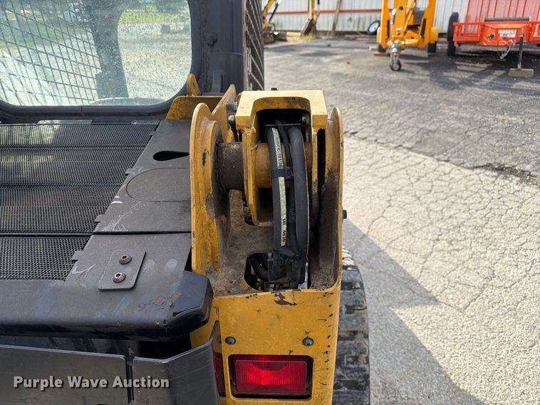 image for item DZ4866 2018 Caterpillar 239D tracked skid steer loader