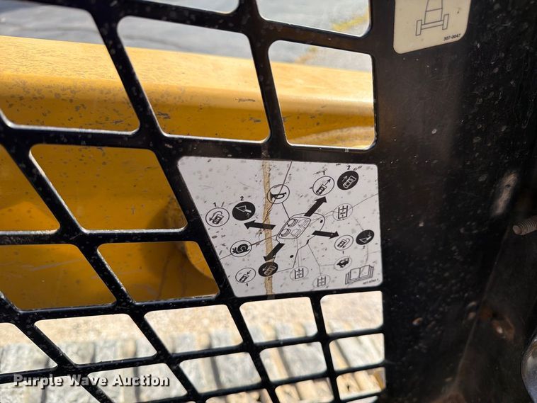 image for item DZ4866 2018 Caterpillar 239D tracked skid steer loader