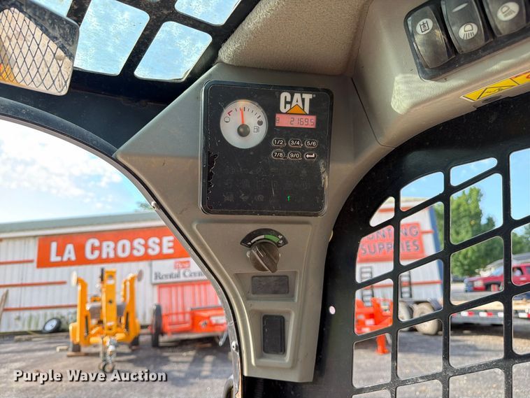 image for item DZ4866 2018 Caterpillar 239D tracked skid steer loader