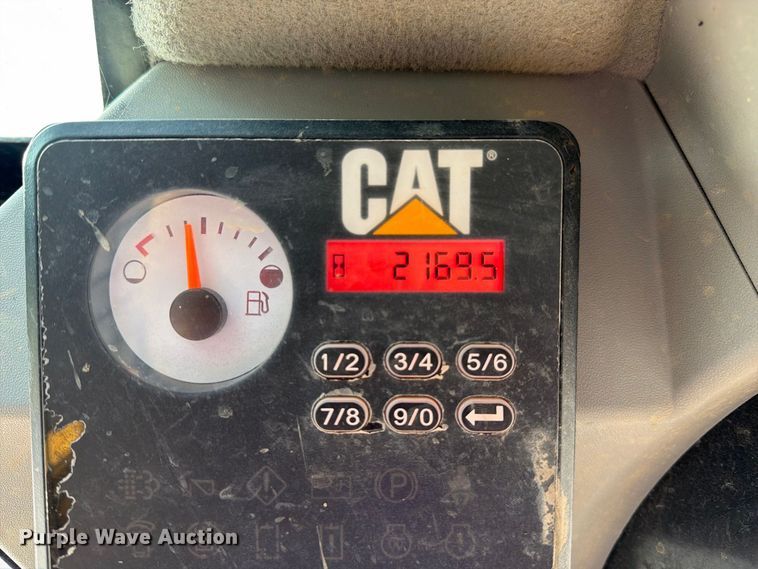 image for item DZ4866 2018 Caterpillar 239D tracked skid steer loader