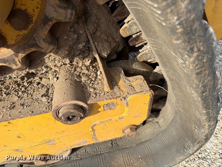 image for item DZ4866 2018 Caterpillar 239D tracked skid steer loader
