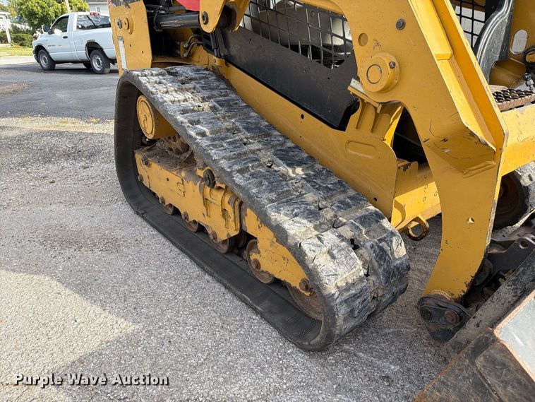 image for item DZ4866 2018 Caterpillar 239D tracked skid steer loader