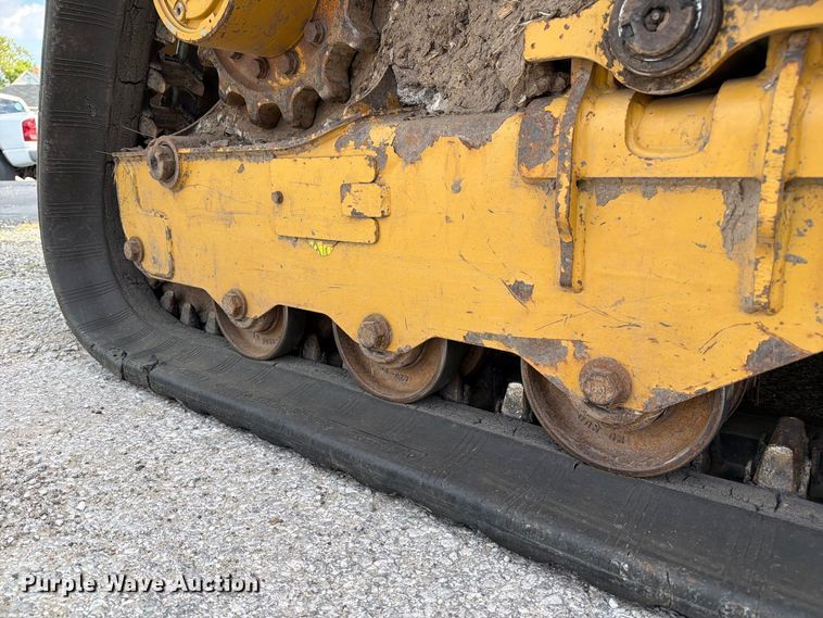 image for item DZ4866 2018 Caterpillar 239D tracked skid steer loader