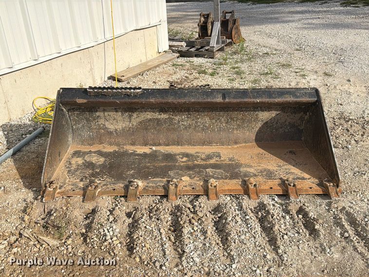 image for item DZ4866 2018 Caterpillar 239D tracked skid steer loader