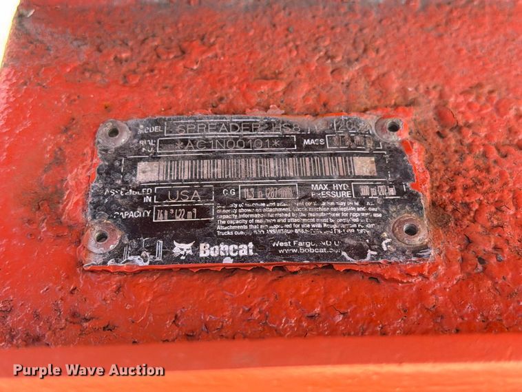 image for item DZ4868 2002 Bobcat Spreader HS8 skid steer spreader