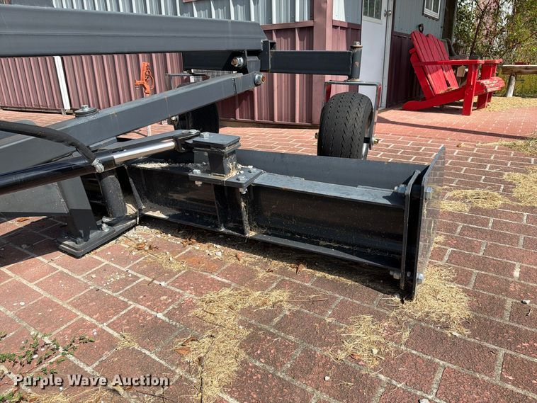 image for item DZ4869 2023 LandHonor GM-12-96W skid steer grader