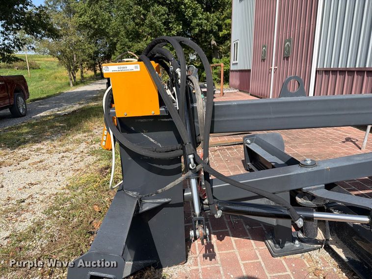 image for item DZ4869 2023 LandHonor GM-12-96W skid steer grader